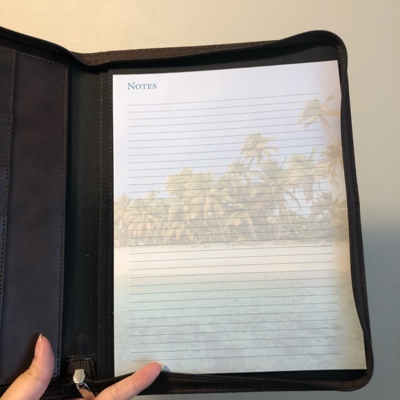 Business/work folder - Picture 3 of 6